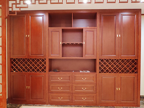 宜君中式家居装修之中式酒柜装修效果图